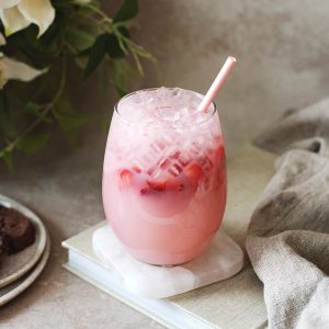 Strawberry soju cocktail